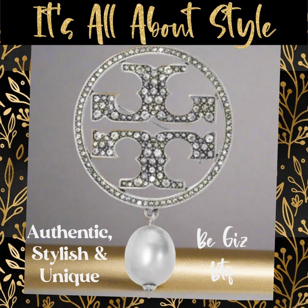 🆕Tory Burch Authentic Silver & Crystal Pave T logo & Gray Pearl Brooch Pin